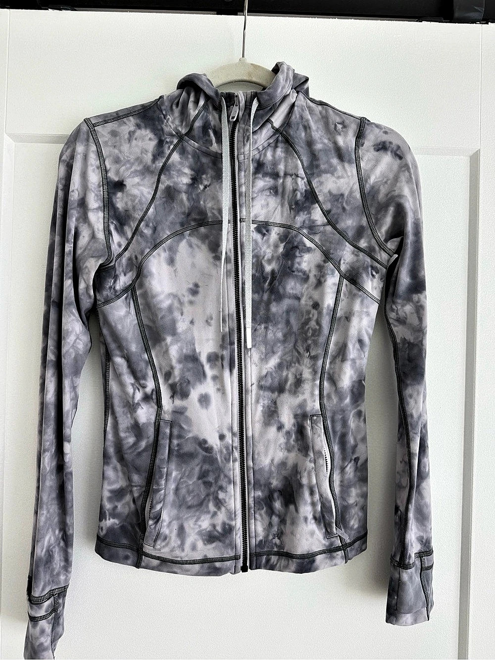 lululemon Tie-Dye Hooded Jacket Gray & White Size 6 Like New